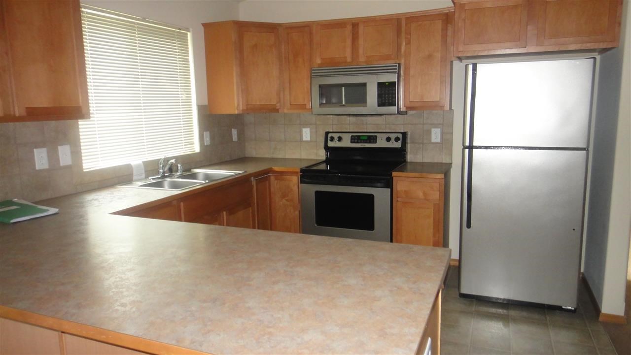 3310 Meadow Glen - Photo 4