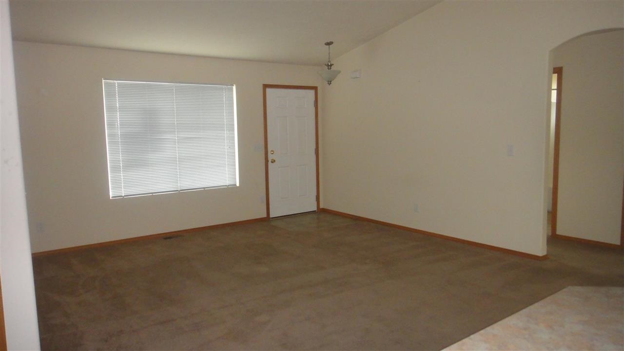 3310 Meadow Glen - Photo 6