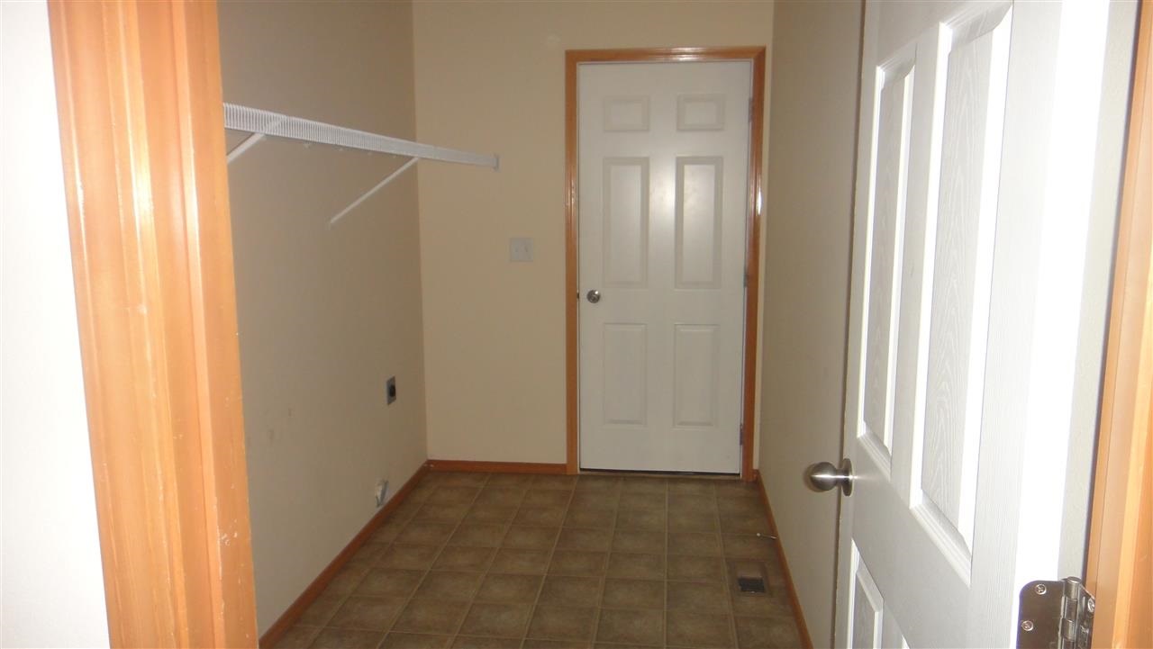 3310 Meadow Glen - Photo 9