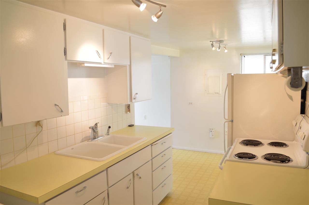 15311 E 2nd Ave - Photo 8