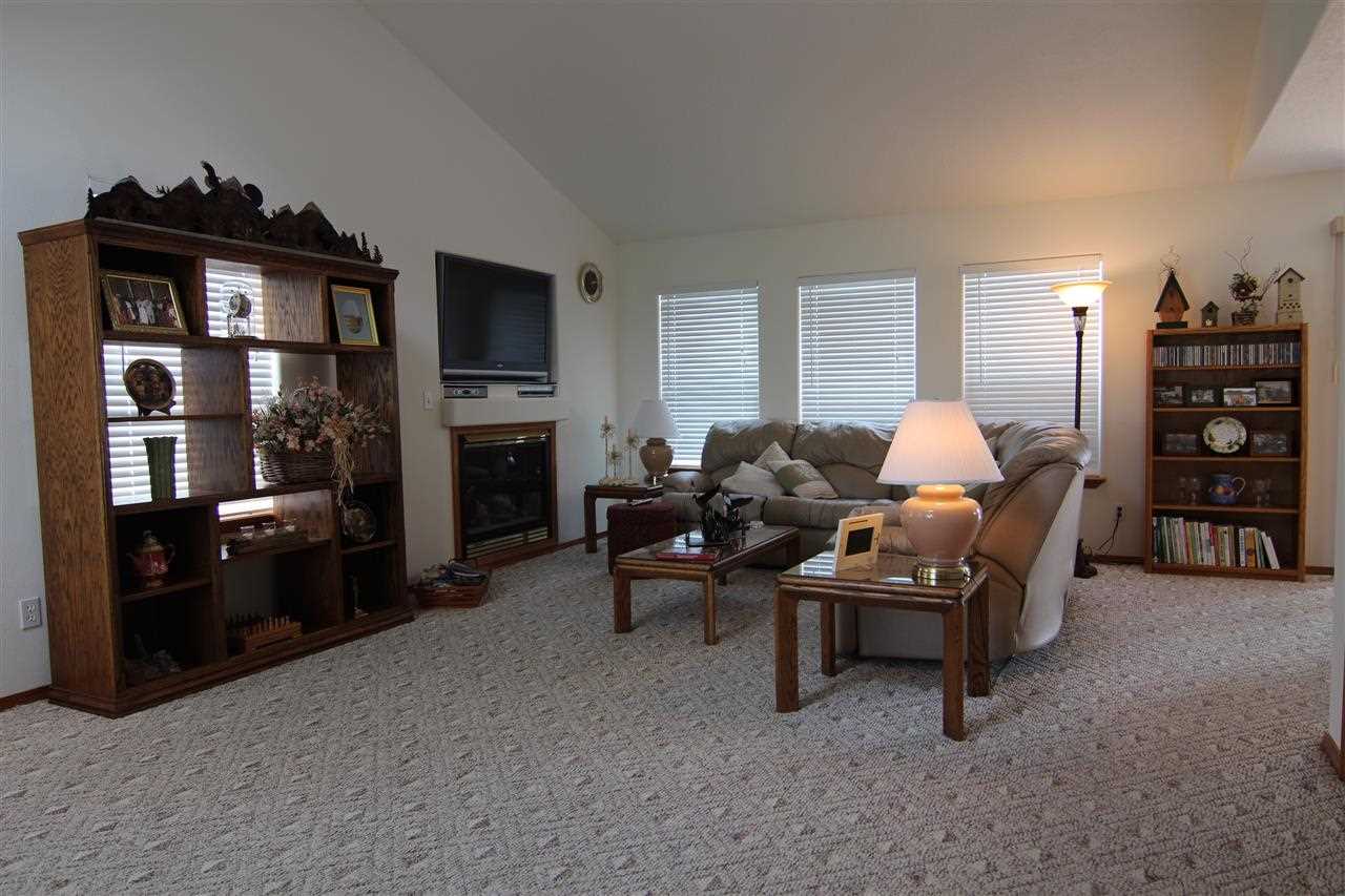 8120 E Sommerset Dr - Photo 4