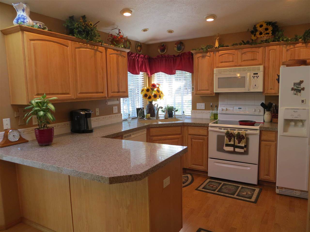 31 W Keely Ct - Photo 7