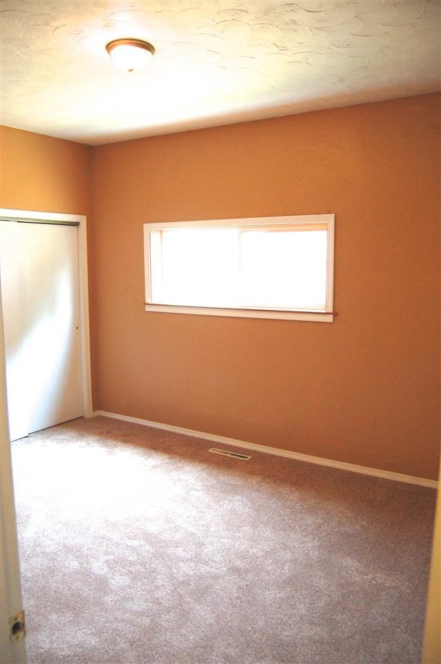 1124 W Indiana Ave - Photo 10