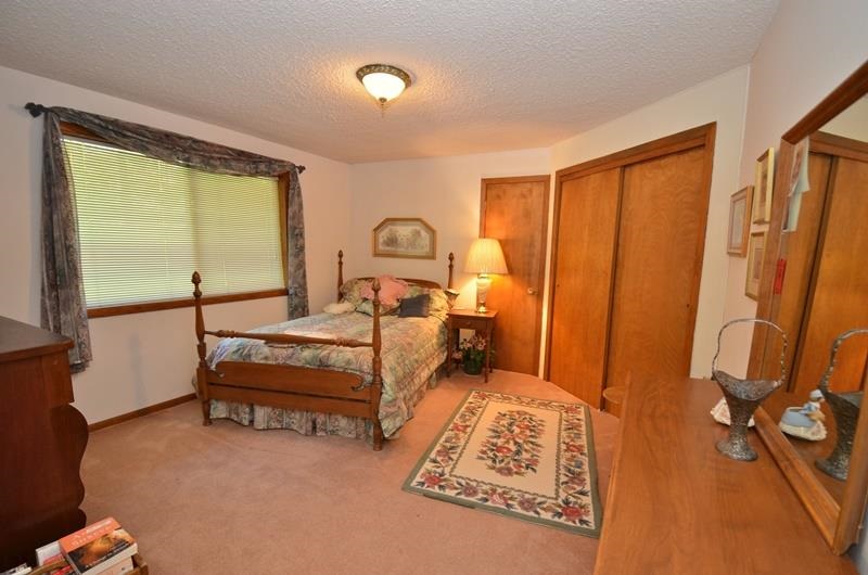1921 S Dishman Ln - Photo 17