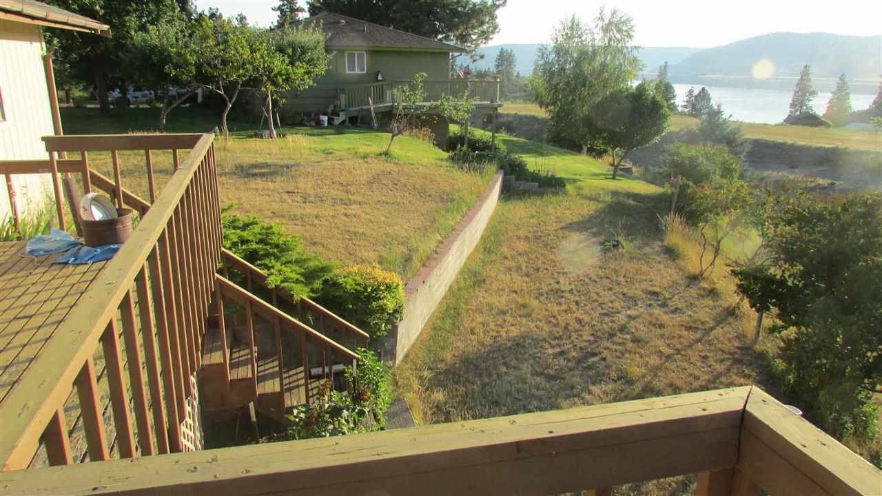 325 Airport Way - Photo 9