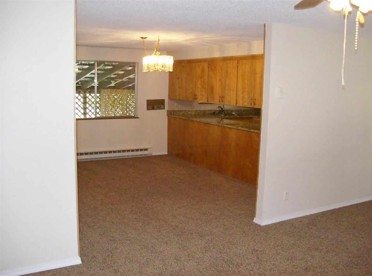 612 E B St - Photo 3
