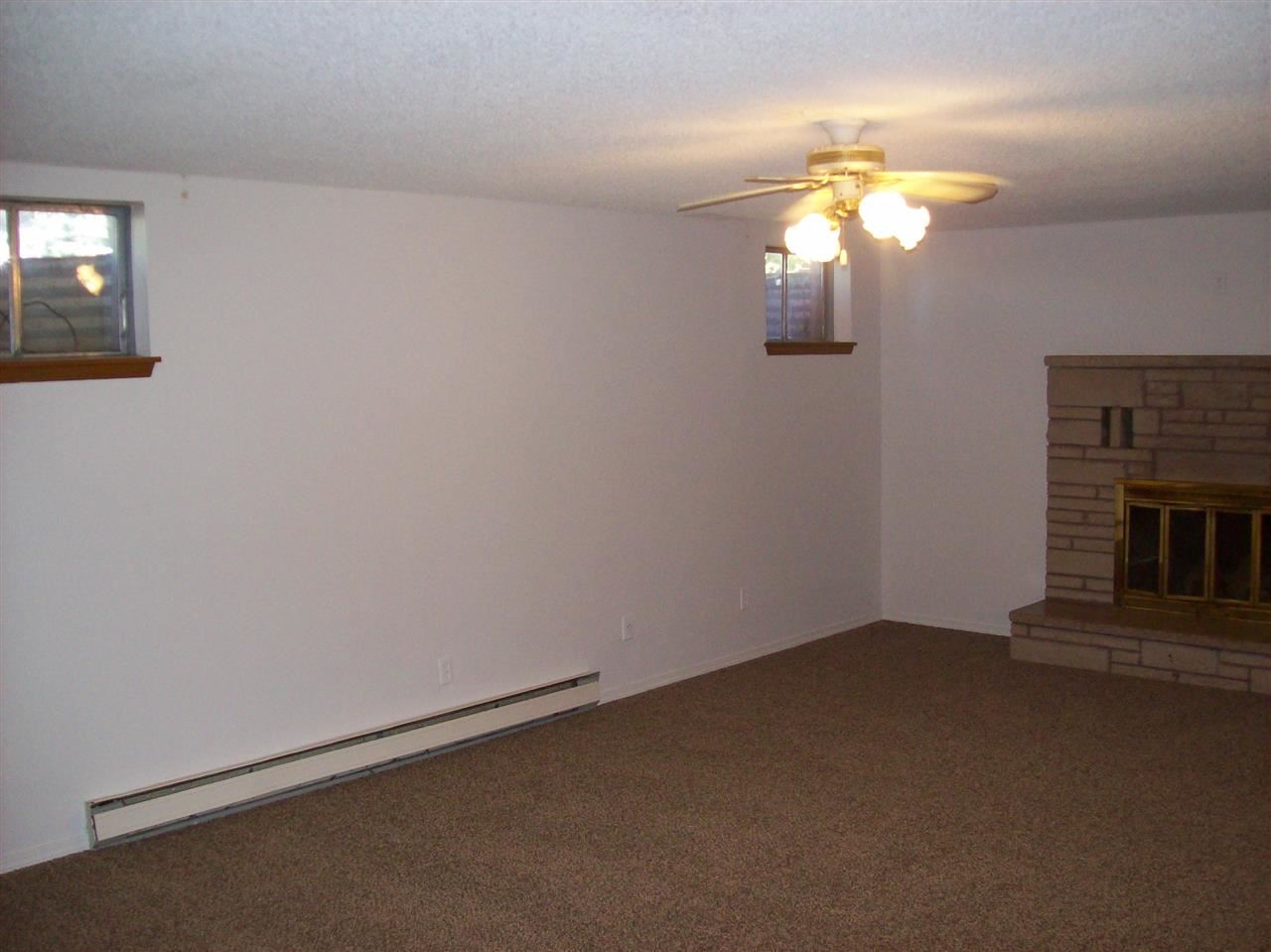 612 E B St - Photo 9