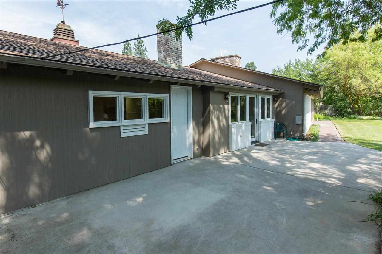 52 E 40th Ave - Photo 20