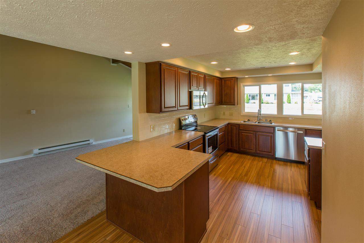 52 E 40th Ave - Photo 7