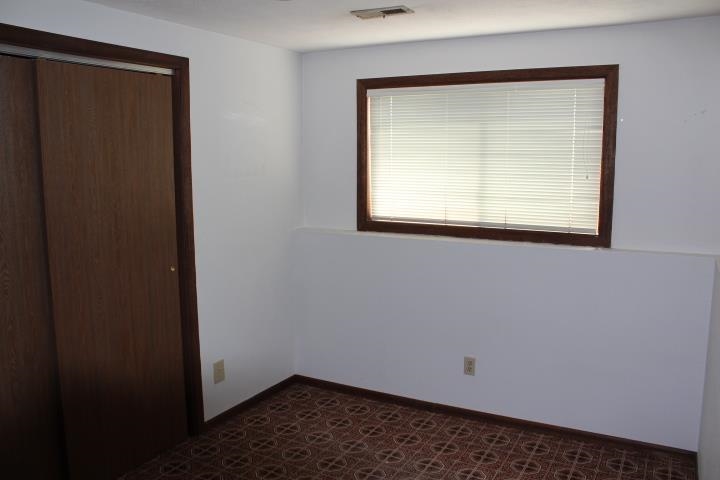 408 E Lacrosse Ave - Photo 11