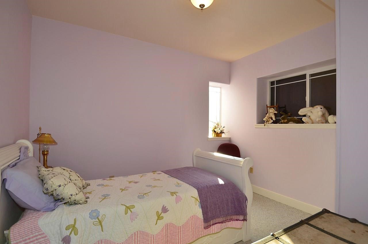 201 E Gem Ln - Photo 13