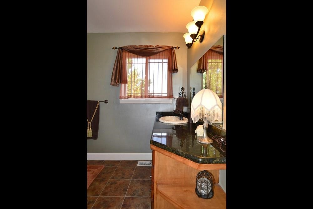 201 E Gem Ln - Photo 10