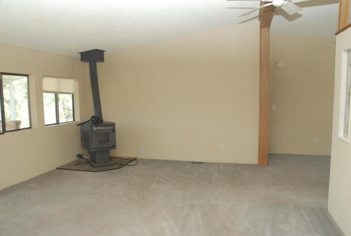 1348 B PEACHCREST Rd - Photo 4