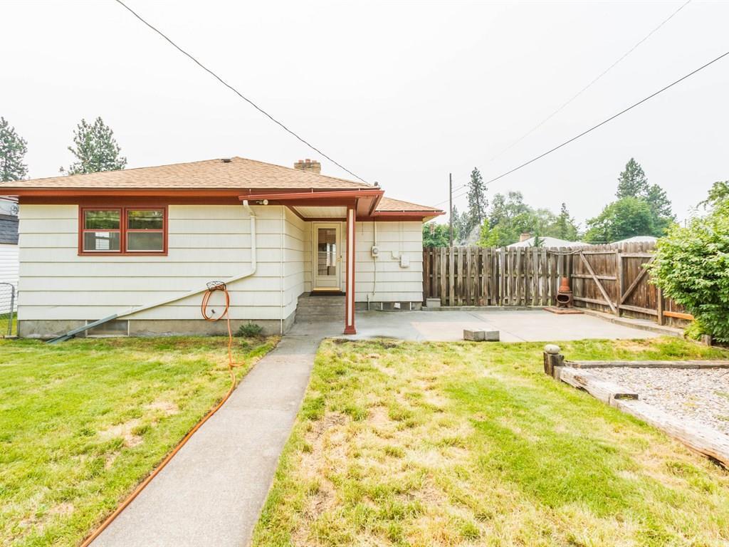 2338 W Gordon Ave - Photo 18