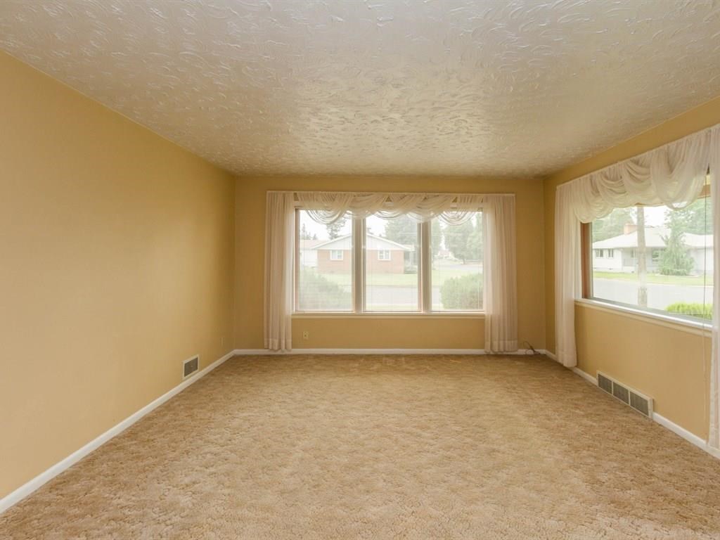 2338 W Gordon Ave - Photo 4