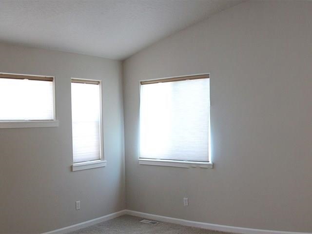 1760 N Holl Blvd - Photo 16