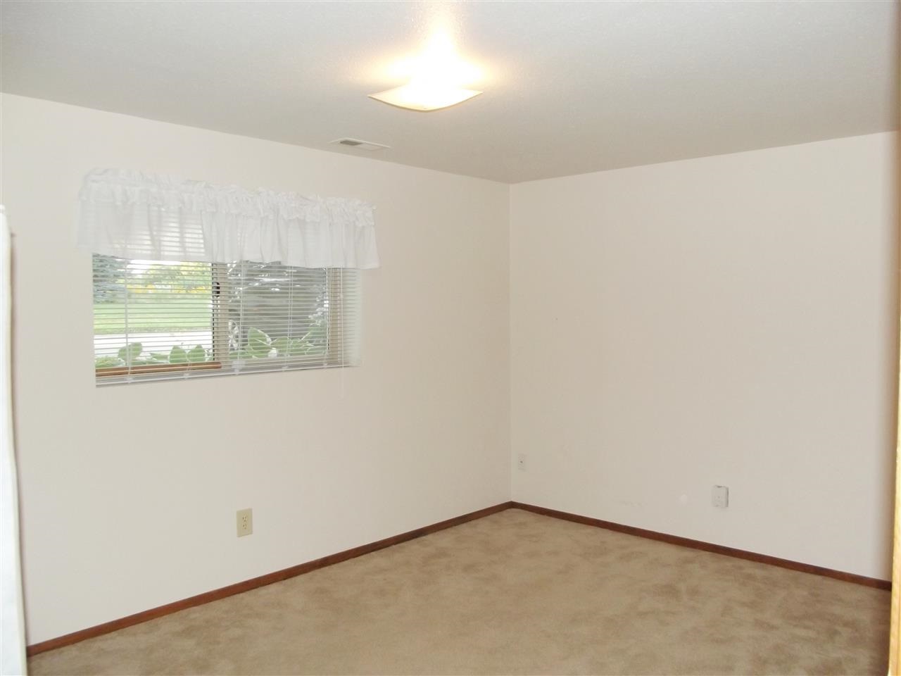 24808 E Rosewood Ave - Photo 11