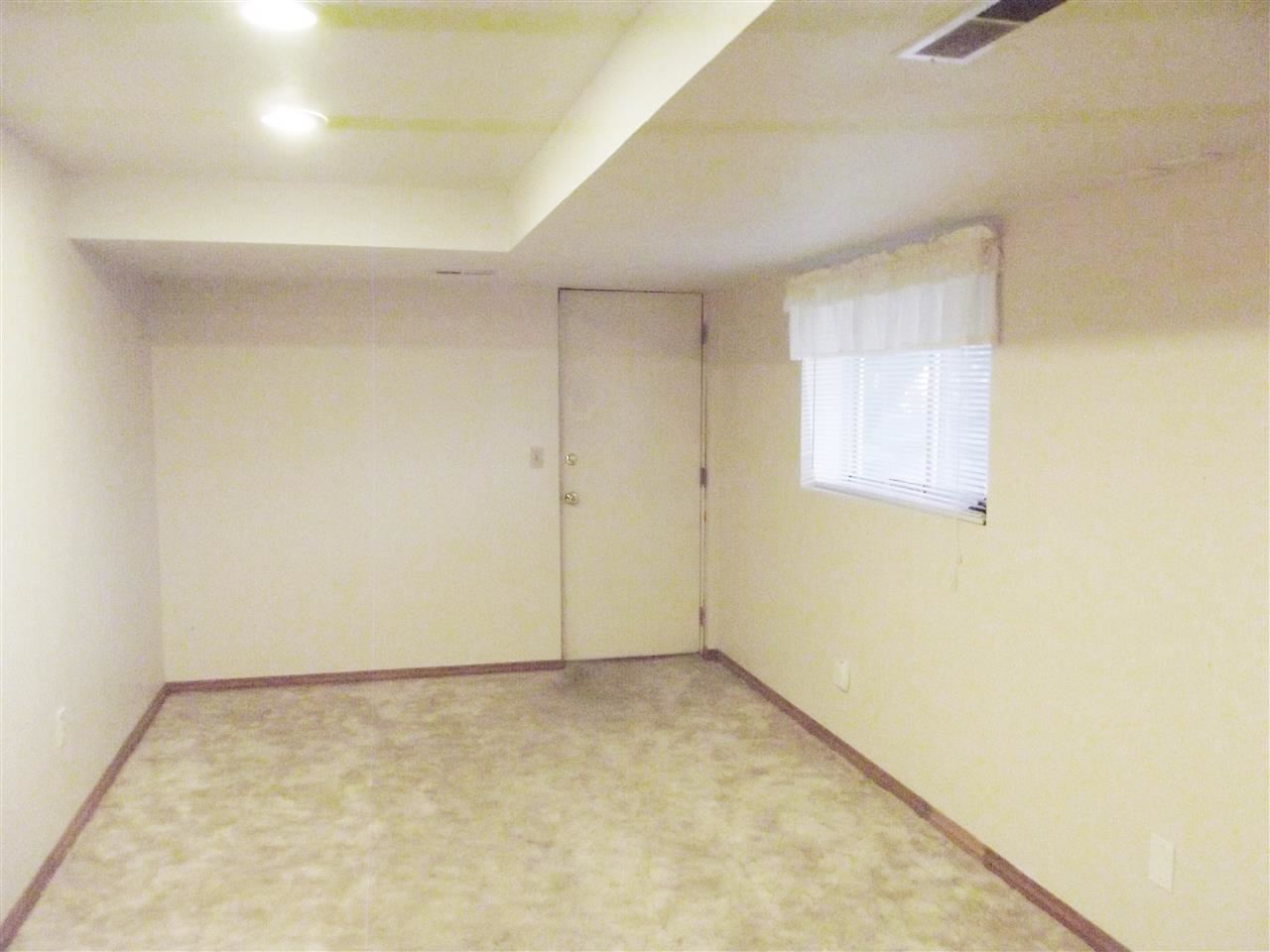 24808 E Rosewood Ave - Photo 14