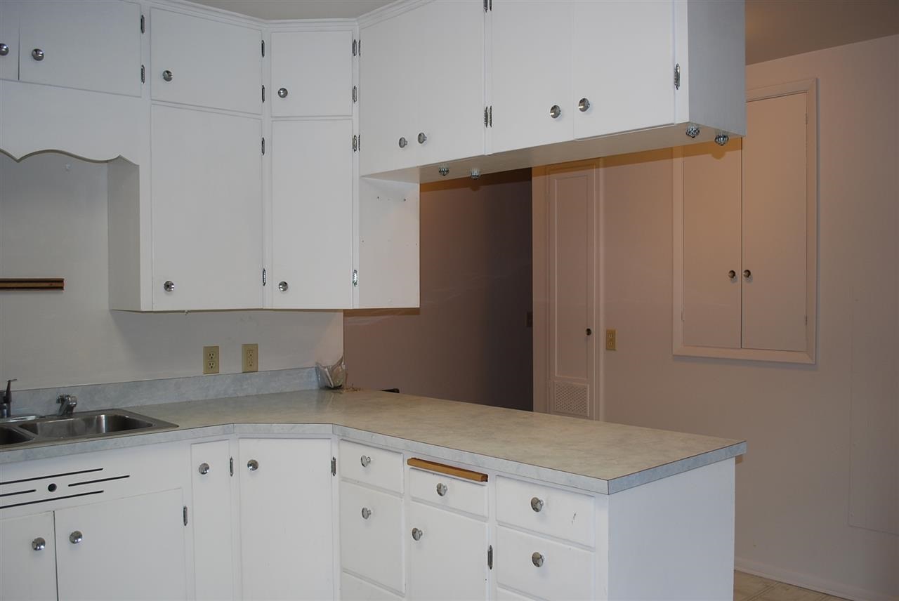 15209 E 1st Ave - Photo 5
