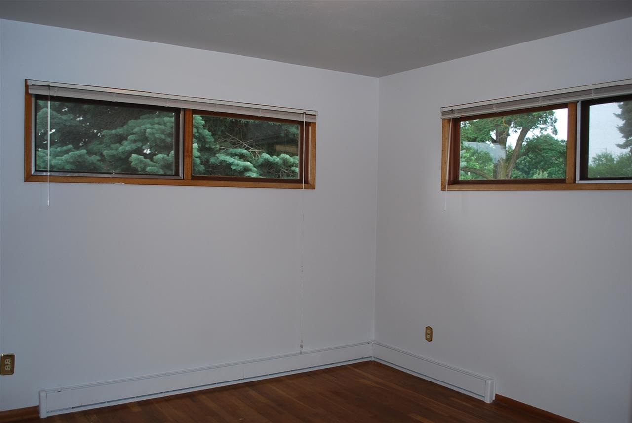 15209 E 1st Ave - Photo 7