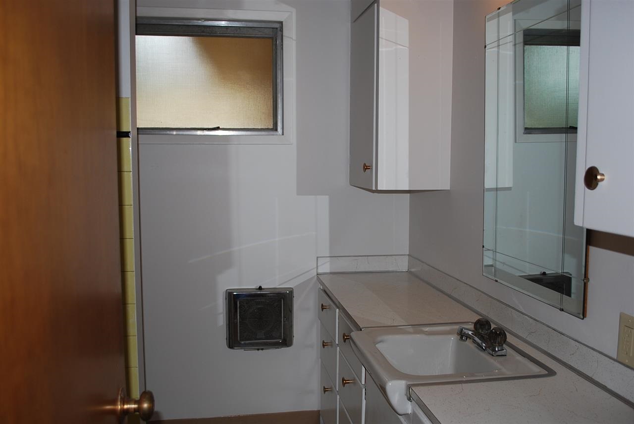 15209 E 1st Ave - Photo 8