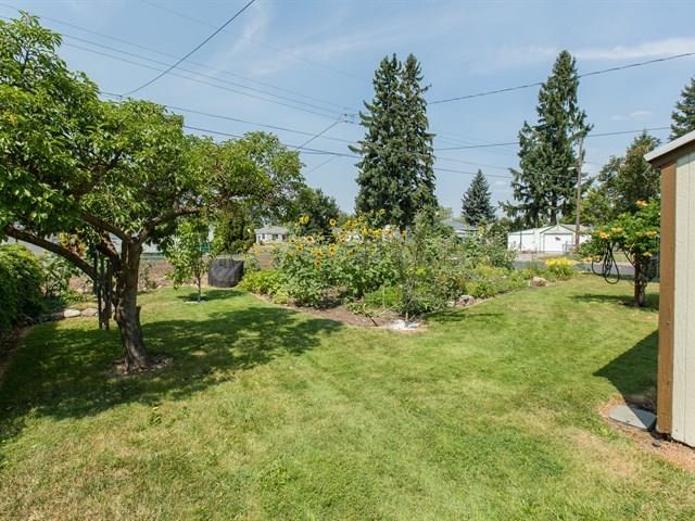 1747 N Smith St - Photo 20