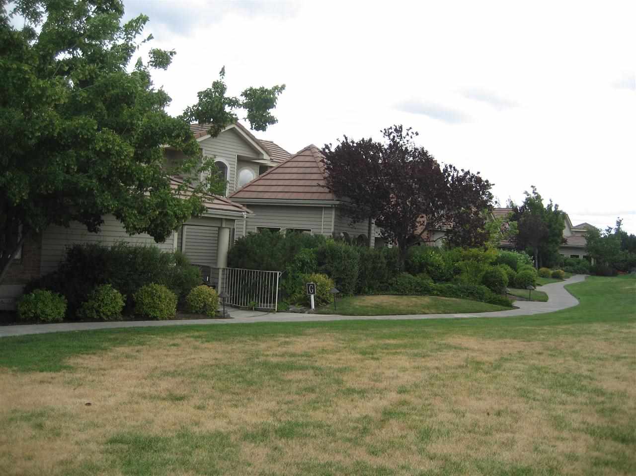 639 N Riverpoint Blvd - Photo 3