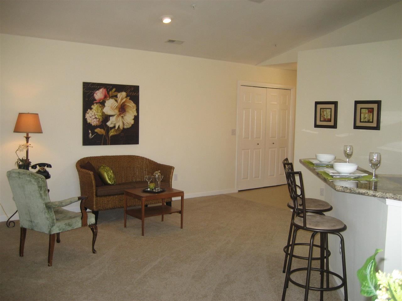 639 N Riverpoint Blvd - Photo 5