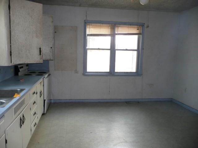 211 G St - Photo 4