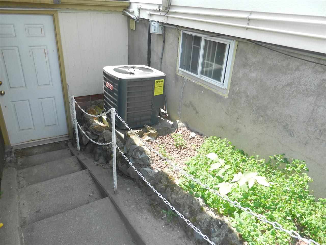 3618 N Normandie St - Photo 18