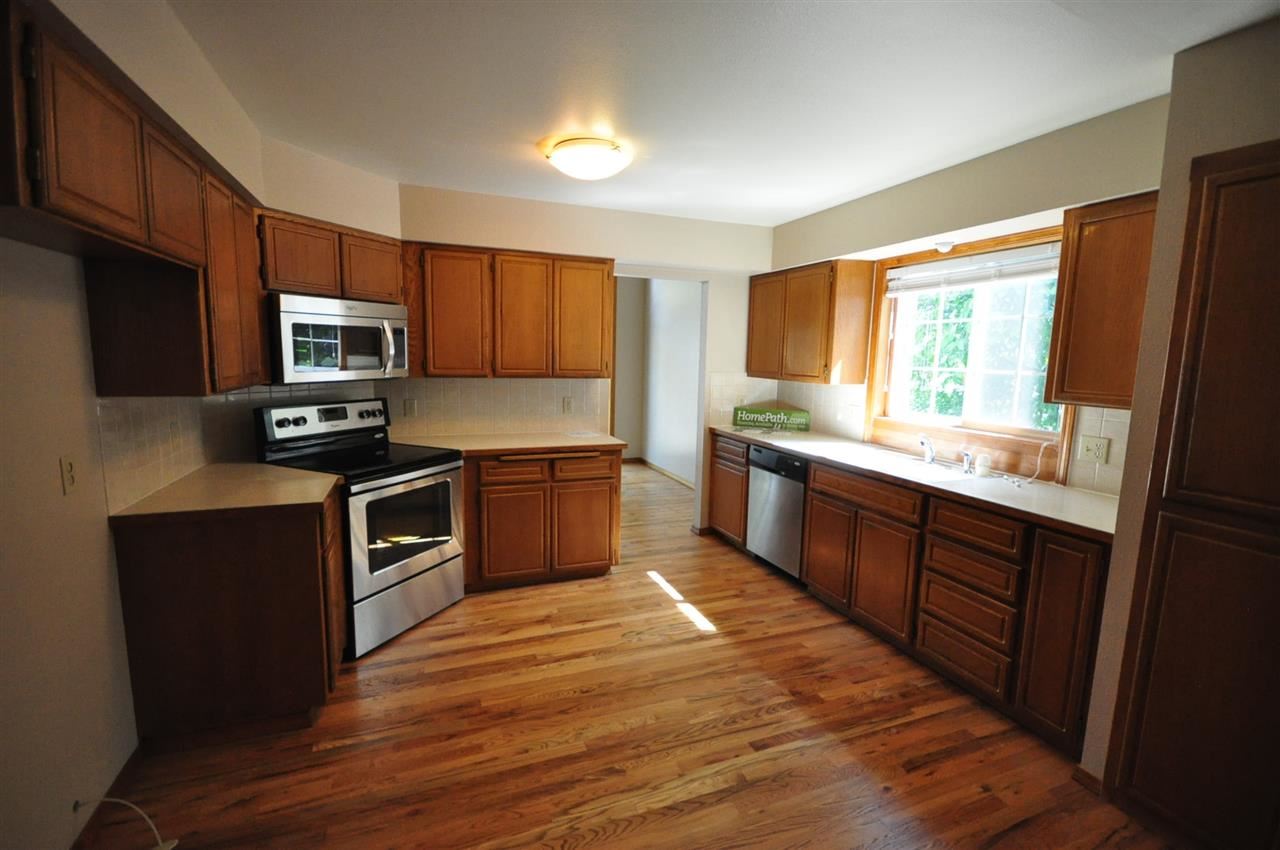 12008 E 34TH Ave - Photo 5