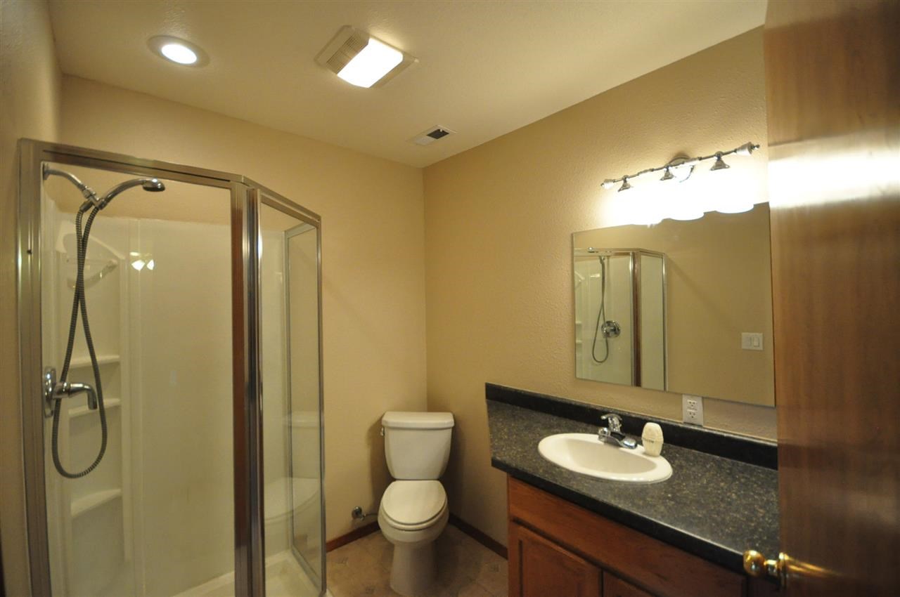 12008 E 34TH Ave - Photo 9