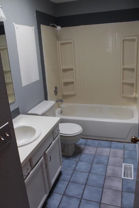 5624 W LYONS Ct - Photo 6