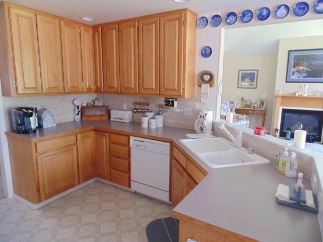 11725 N Kathy Ln - Photo 7