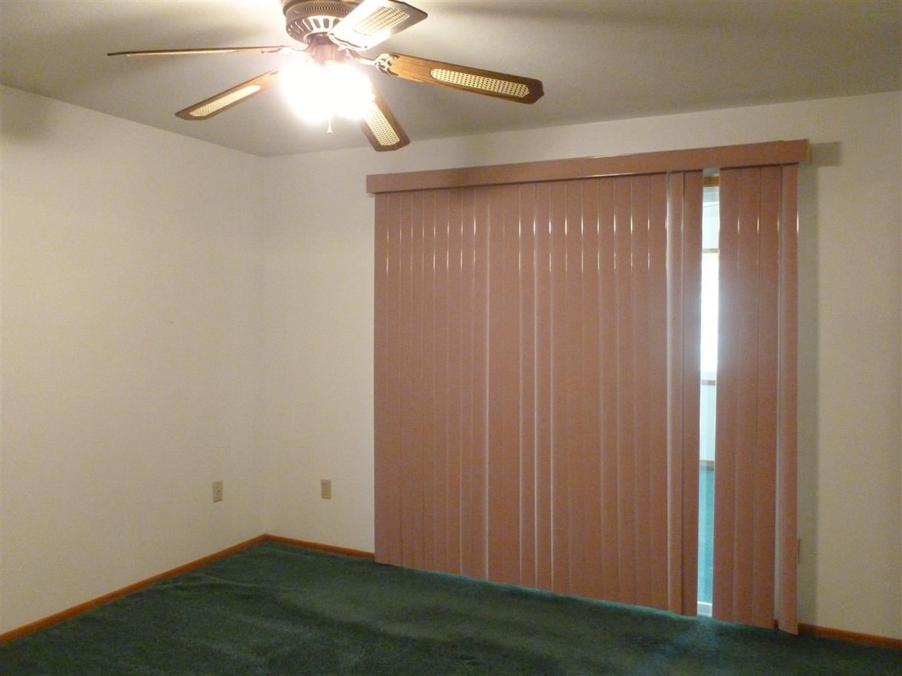 12521 E 15th Ave - Photo 8