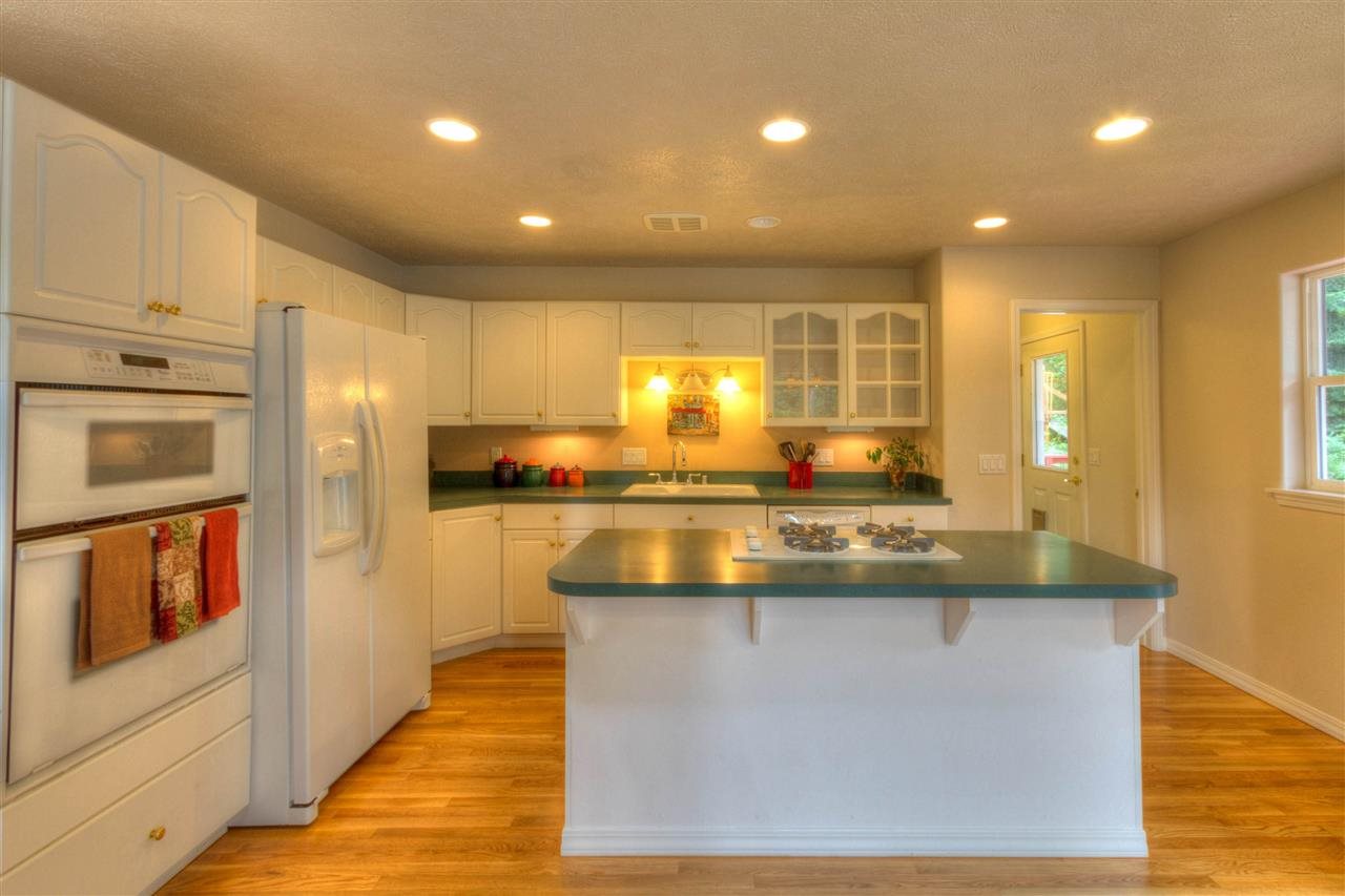 13112 N Muzzy Rd - Photo 7