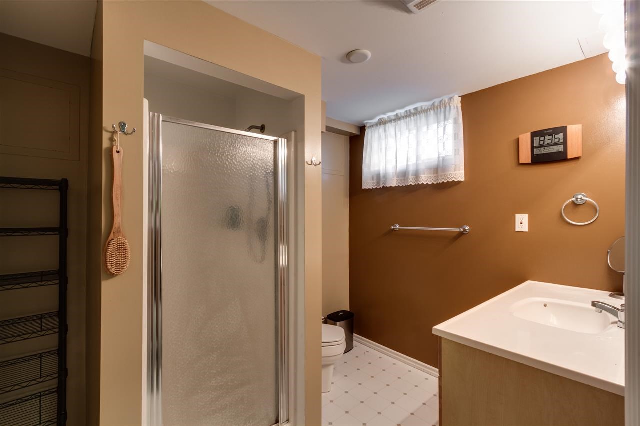 4418 N Howard St - Photo 18