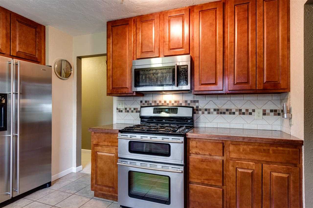 4418 N Howard St - Photo 6