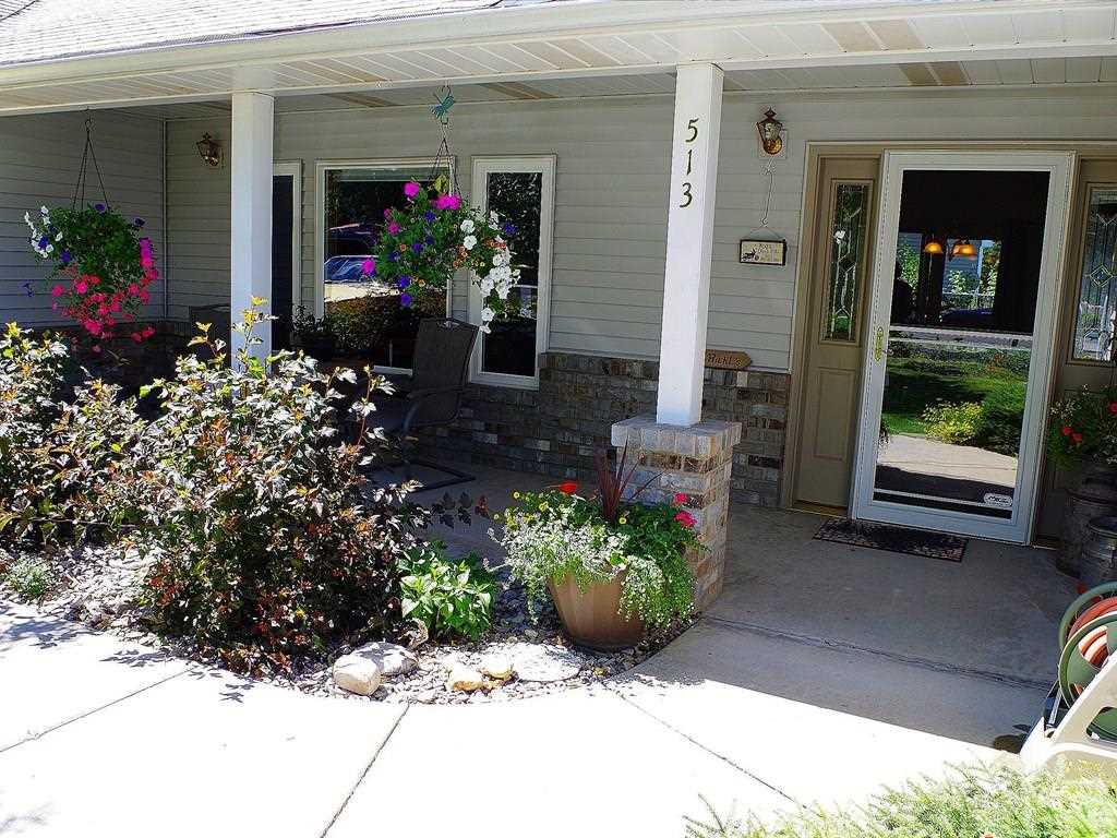 513 N North - Photo 2