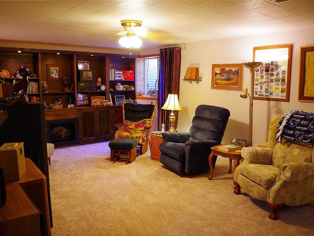 513 N North - Photo 14