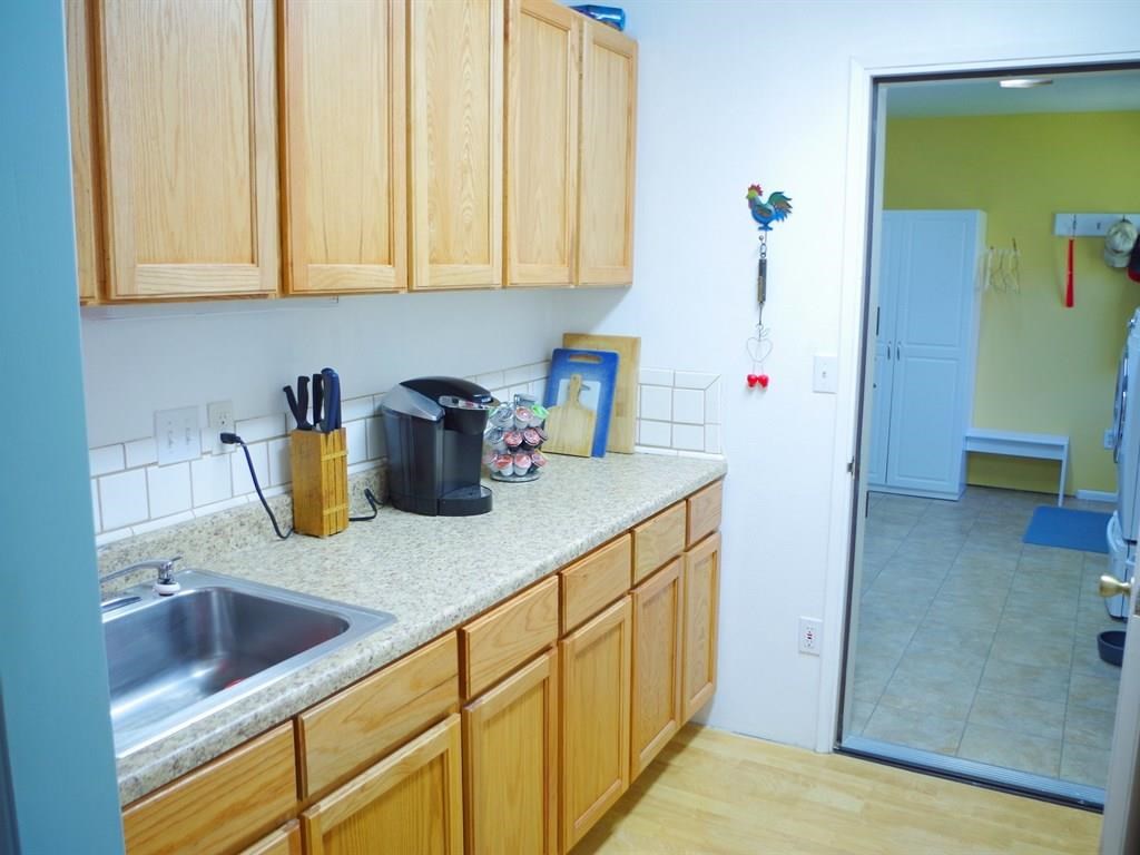 513 N North - Photo 5