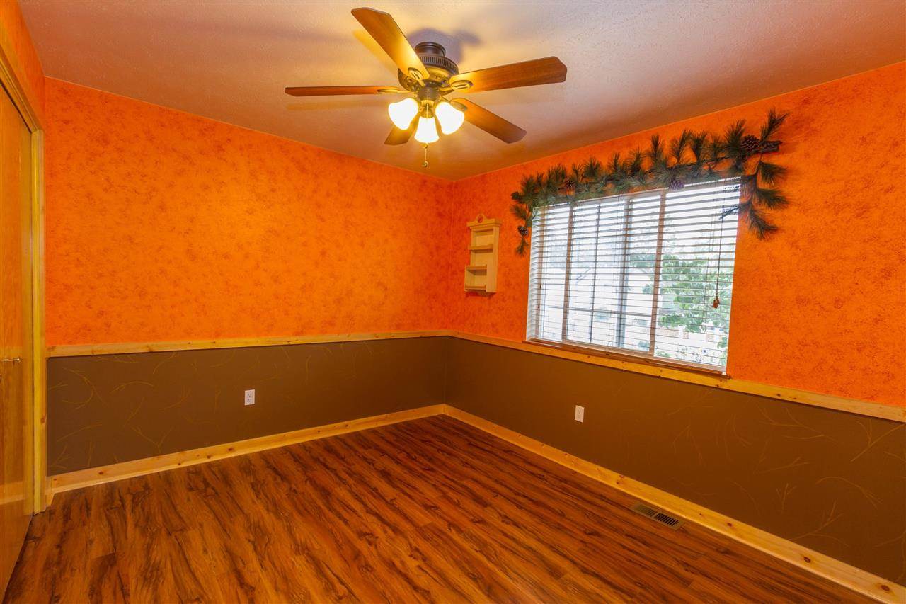 10226 N Parkside Dr - Photo 9