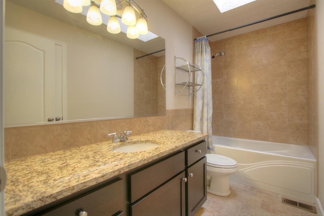 6911 N Mossy Rock Ct - Photo 17