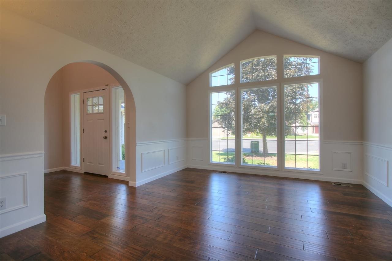 6911 N Mossy Rock Ct - Photo 4