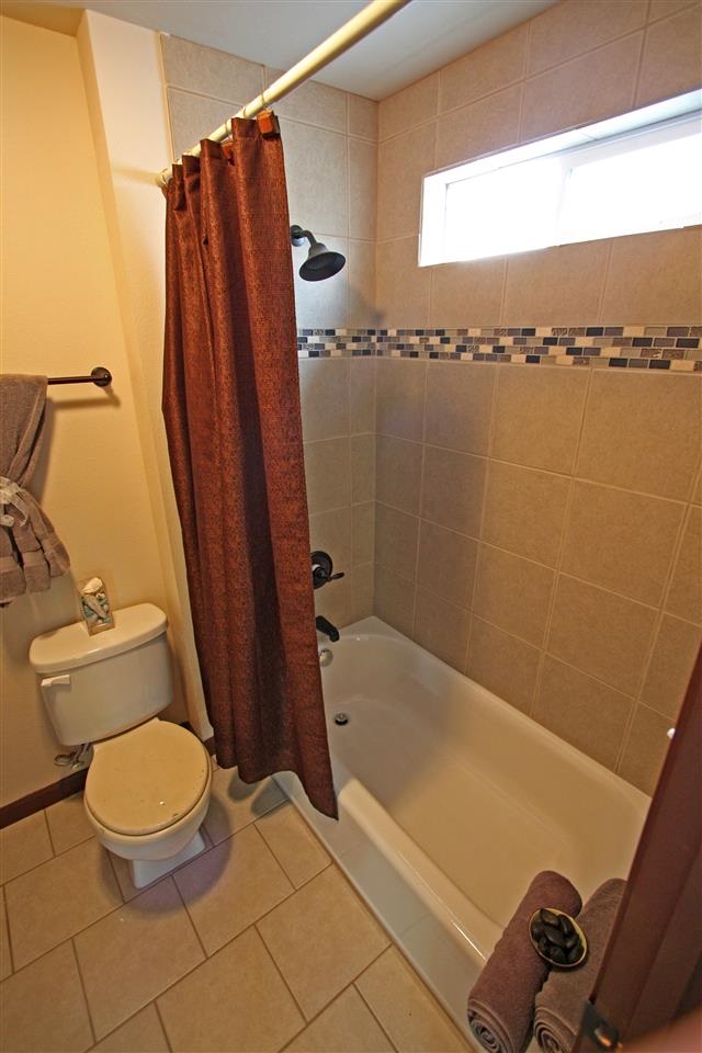 1035 W 10th Ave - Photo 7