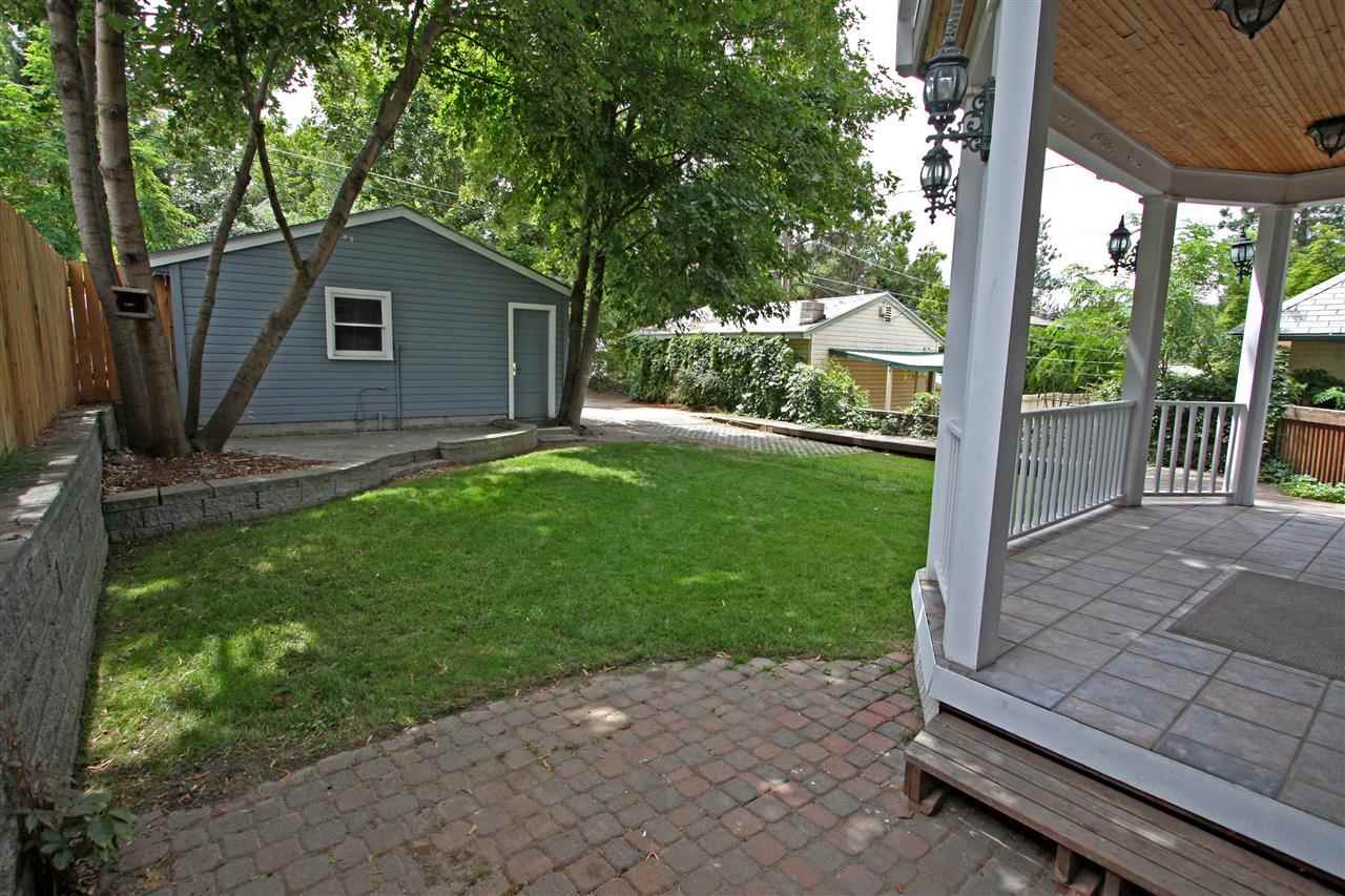 1035 W 10th Ave - Photo 10