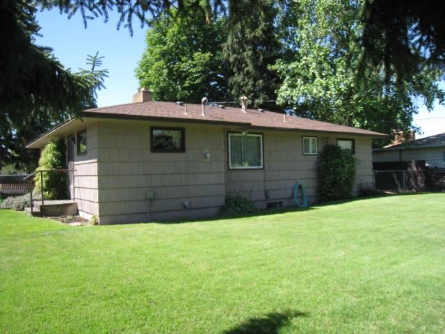 8621 E Knox Ave - Photo 19