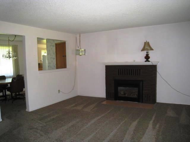 8621 E Knox Ave - Photo 5