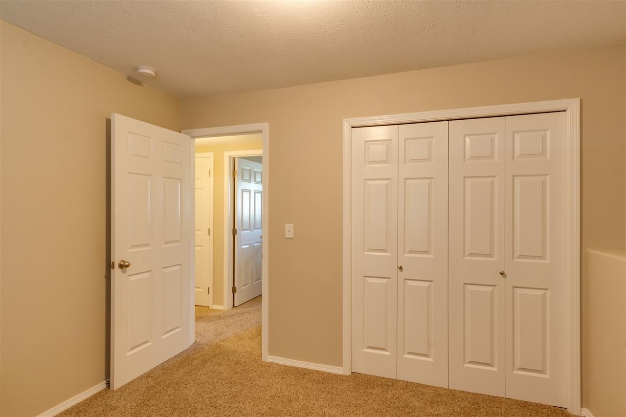 9004 N Oak St - Photo 12