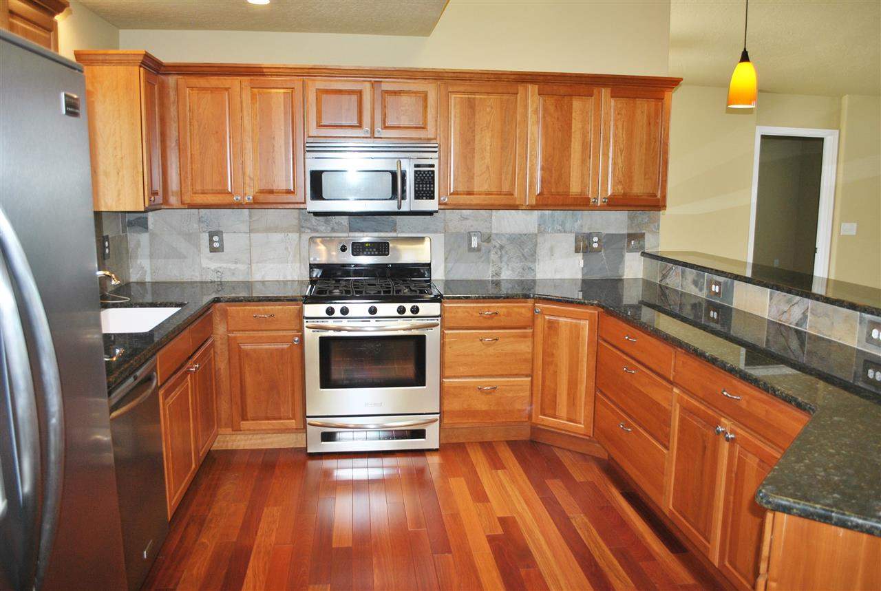 2209 Sunrise Dr - Photo 4
